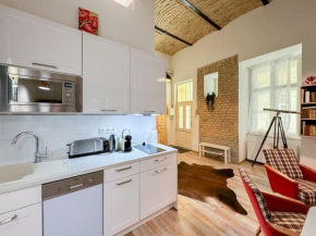 Elegant Garden Flat Budapest